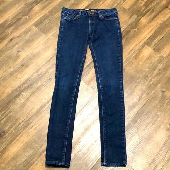 BDG Denim - BDG Urban Outfitters Cigarette Skinny Jean SZ 27
